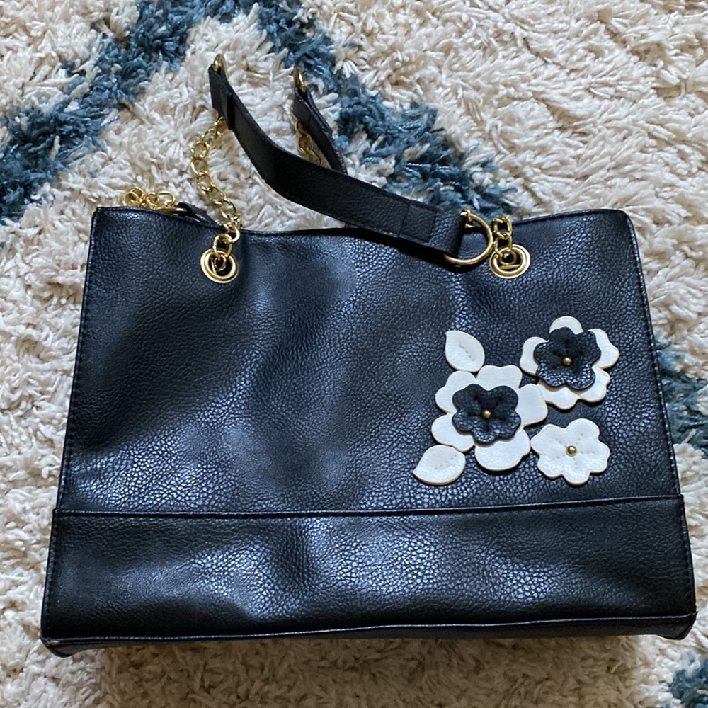 NWOT Black faux letter purse